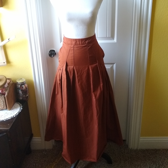 Kourt Dresses & Skirts - ✨BOGO✨ Kourt Midi Knee Length Flared Skirt XS